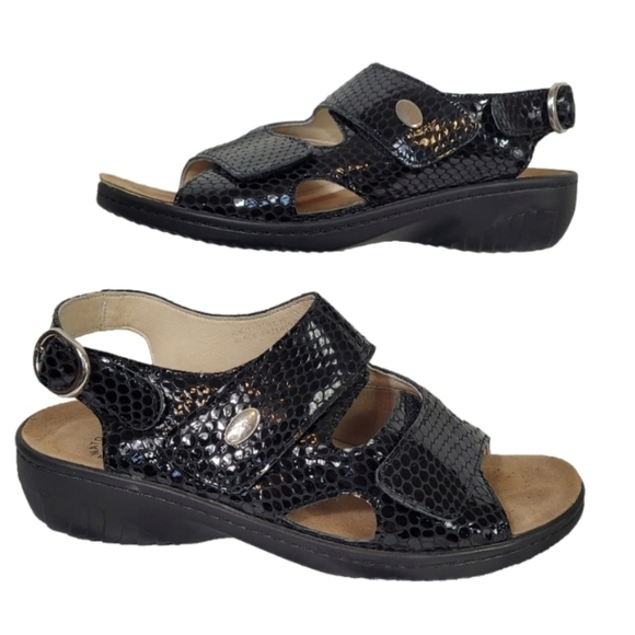 FLEXUS Black Patent & Leather Python Aksamala Slingback Comfort Sandal - Picture 1 of 15